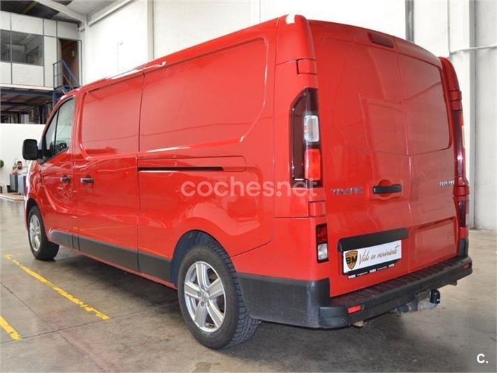 RENAULT Trafic Passenger Edition Energy dCi 145 TT E6