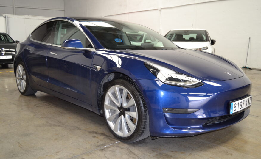 TESLA MODEL 3 GRAN AUTONOMIA AWD
