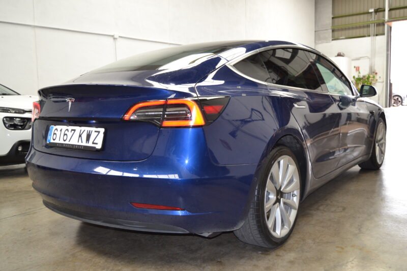 TESLA MODEL 3 GRAN AUTONOMIA AWD