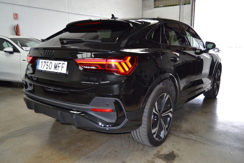 AUDI Q3 Black line 35 TDI 110kW 150CV S tronic