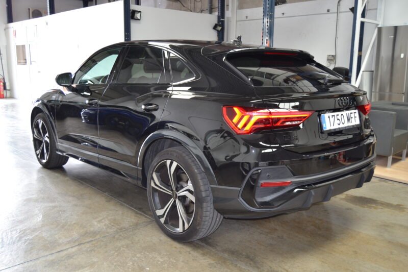 AUDI Q3 Black line 35 TDI 110kW 150CV S tronic