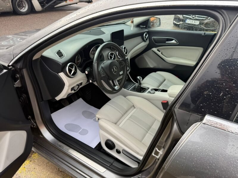 MERCEDES-BENZ CLA 180D 1.5L 110CV